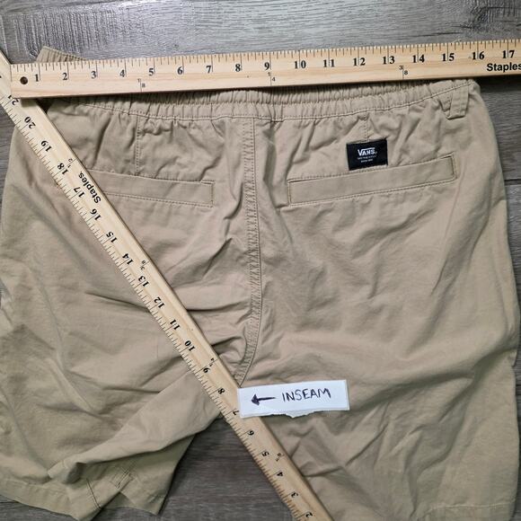 Vans Men’s Medium Beige Range Relaxed Elastic Waist Shorts 721404 - Picture 5 of 7
